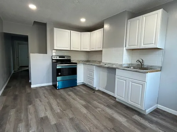 9 College Ct, Trenton, NJ 08611