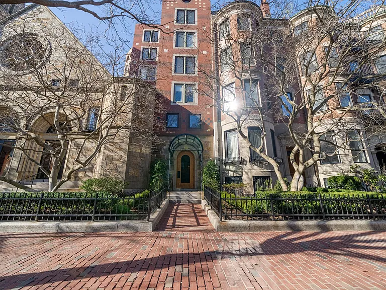 492 Beacon St #36 — Photo 44