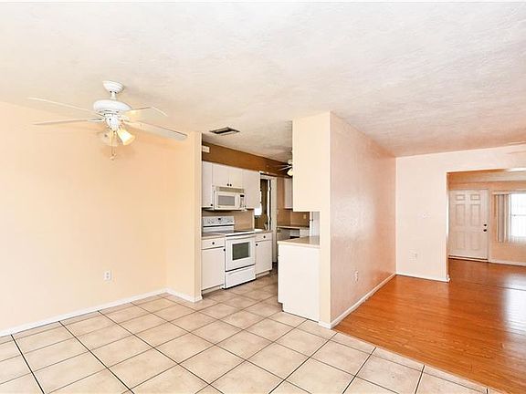 3rd image of 3527 24th Pkwy