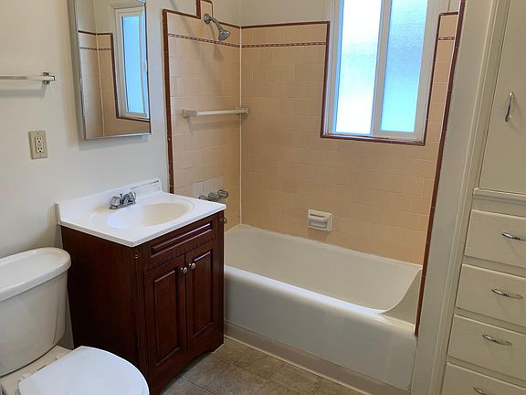 5th image of 7020 Seville Ave #G
