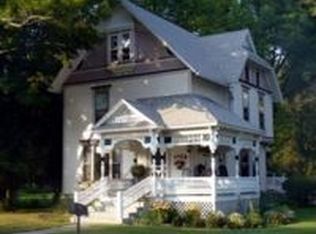 1128 Rr 1, Laceyville, PA 18623