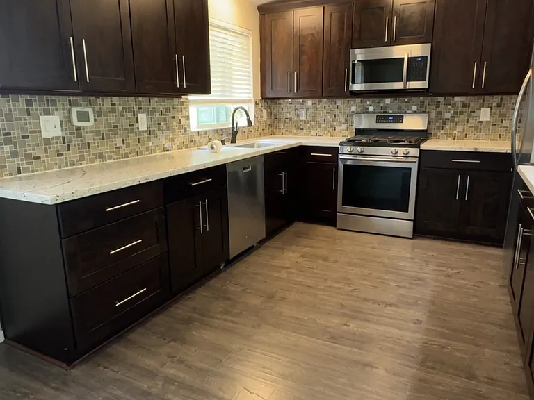 3418 201st Pl SW — Photo 2