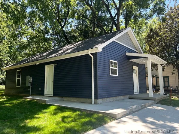142 Douglas Avenue, Clarksville, IN 47129