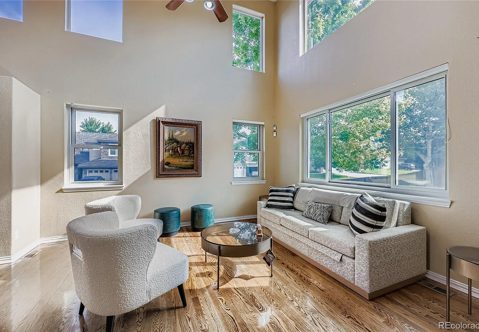 4 bed, 3.5 bath, 3055 sqft, $4,100 — Photo 2