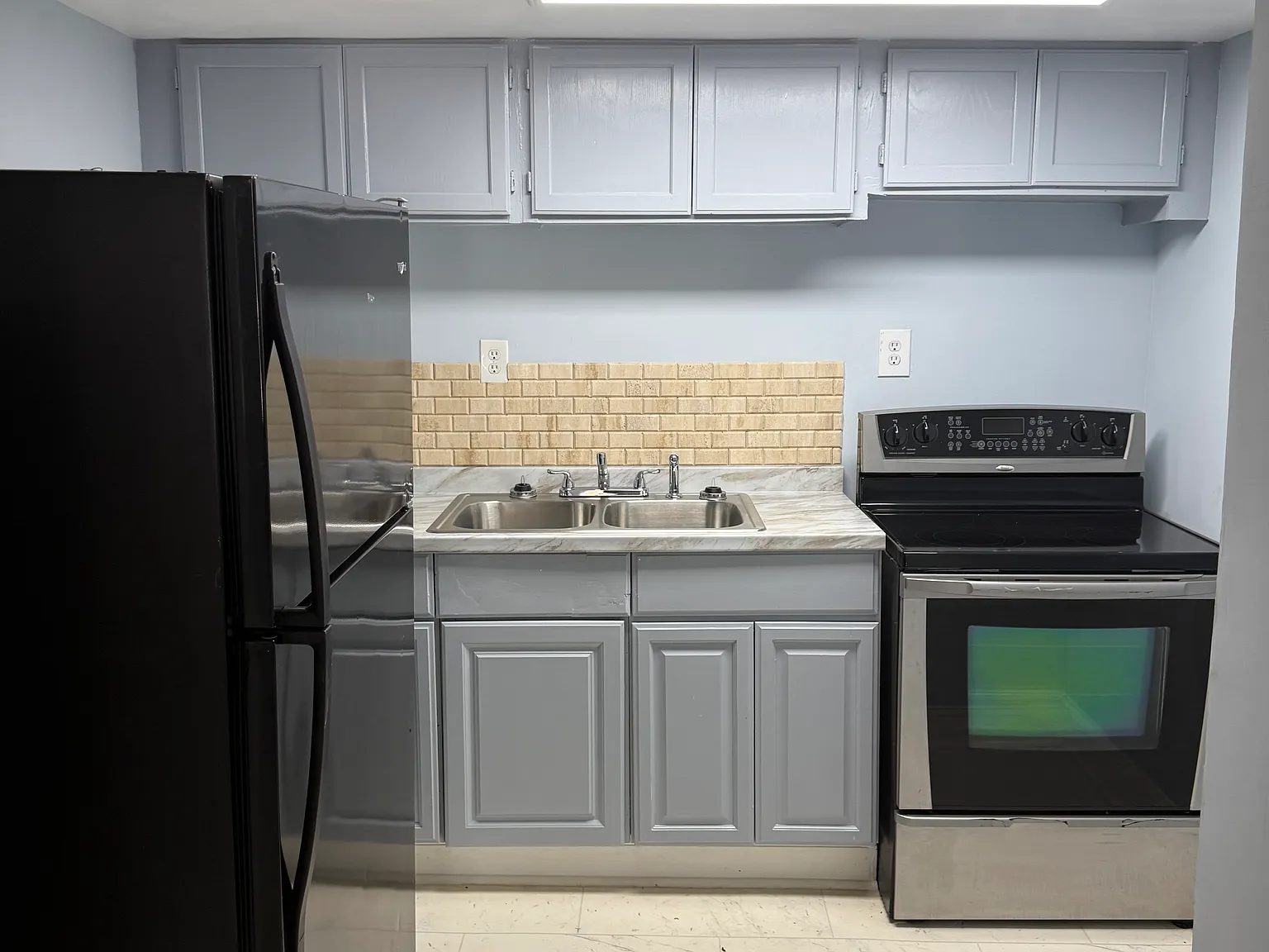 1 bed, 1100 sqft, $1,450 — Photo 4