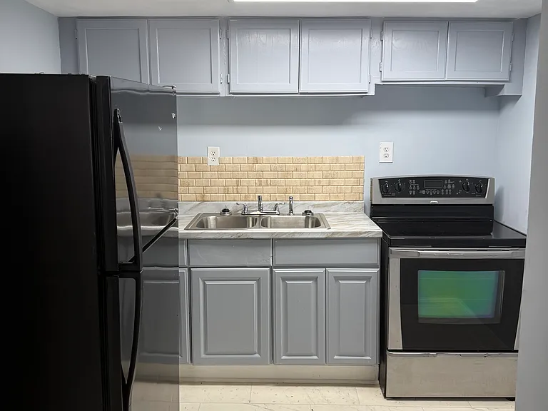 1107 Lancaster St #B — Photo 4