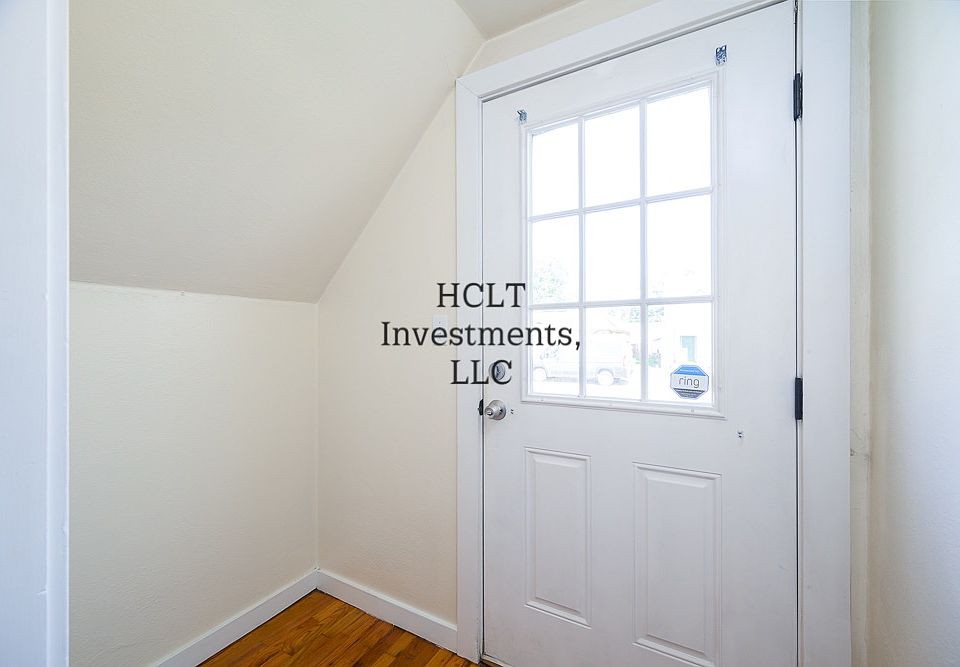Entry way