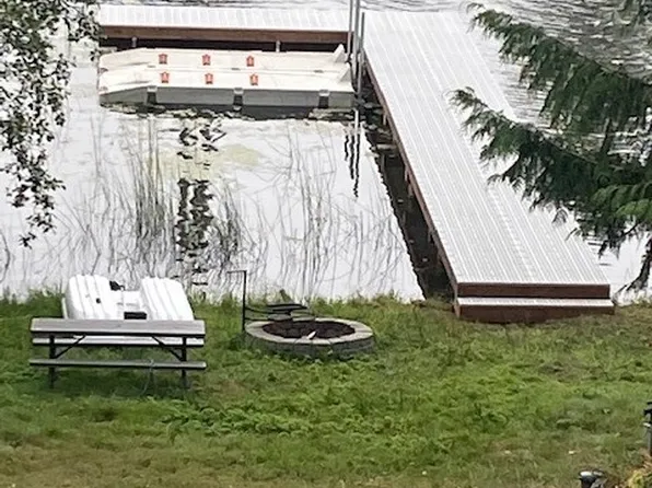 5690 E Mason Lake Drive W, Grapeview, WA 98546
