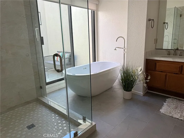 1782 Del Prado — Photo 9