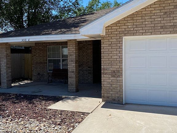 2nd image of 3018 Alhambra Dr APT A