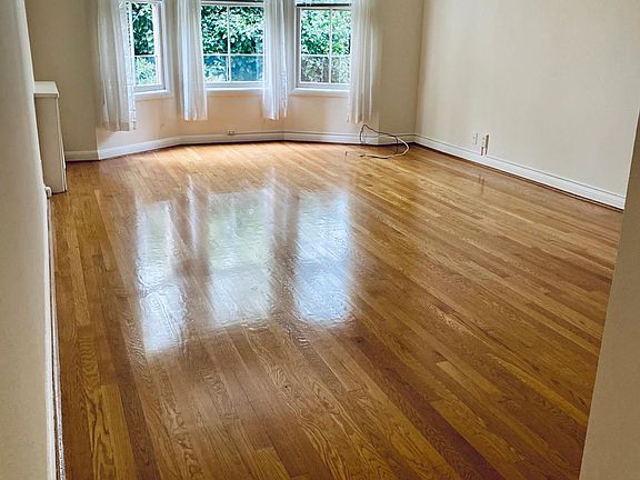 5th image of 1855 Pacific Ave #206
