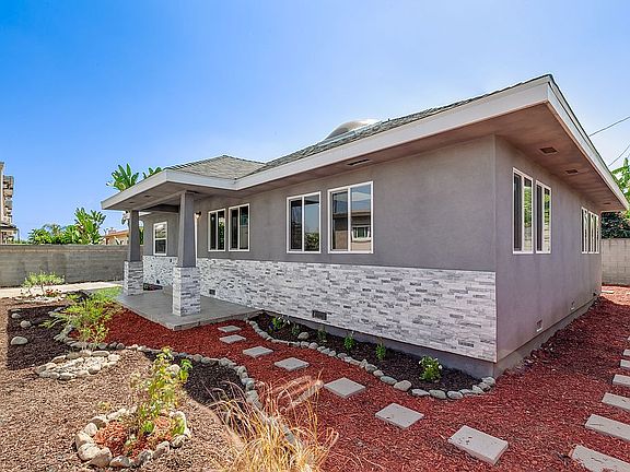 3rd image of 8829 Elm Ave