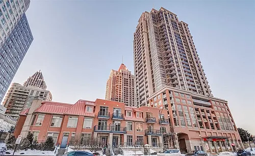 320 City Centre Dr Photo 1