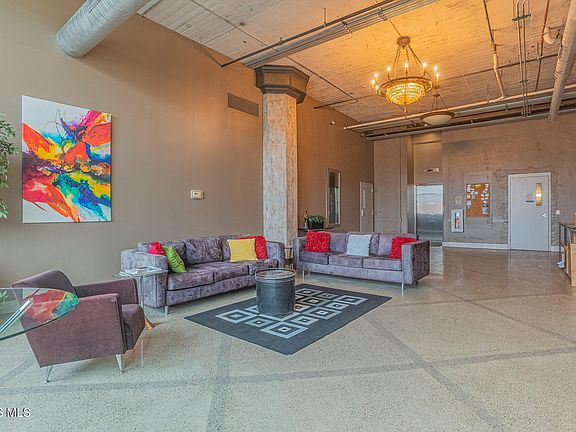 4th image of 745 Washington St APT 607