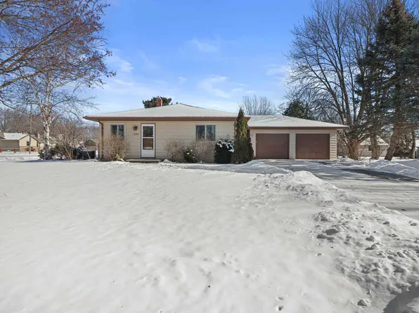 1647 Jennie St, Menasha, WI 54952