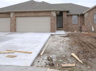 2425 E Mission St, Republic, MO 65738