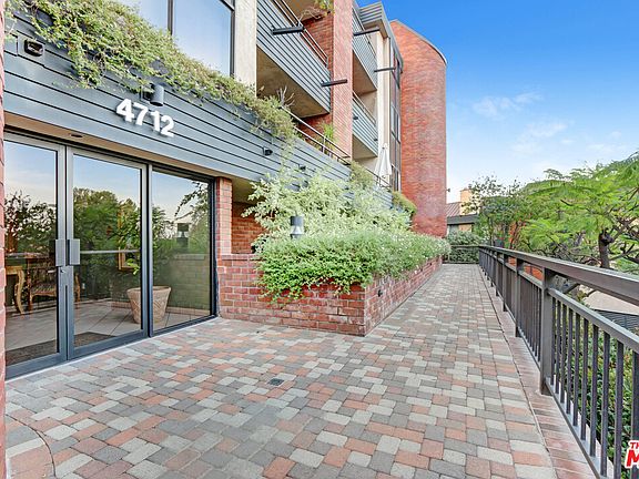 2nd image of 4712 Park Encino Ln Unit 222