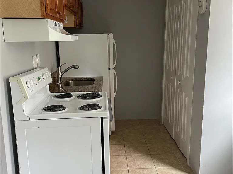 10 Pleasant St #301 — Photo 3
