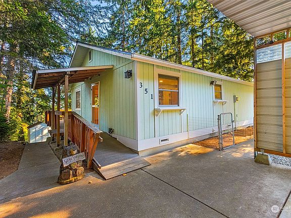 2nd image of 351 NE Santa Maria Lane