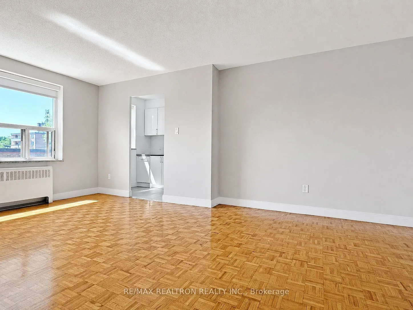 1 bed, $2,095 — Photo 2
