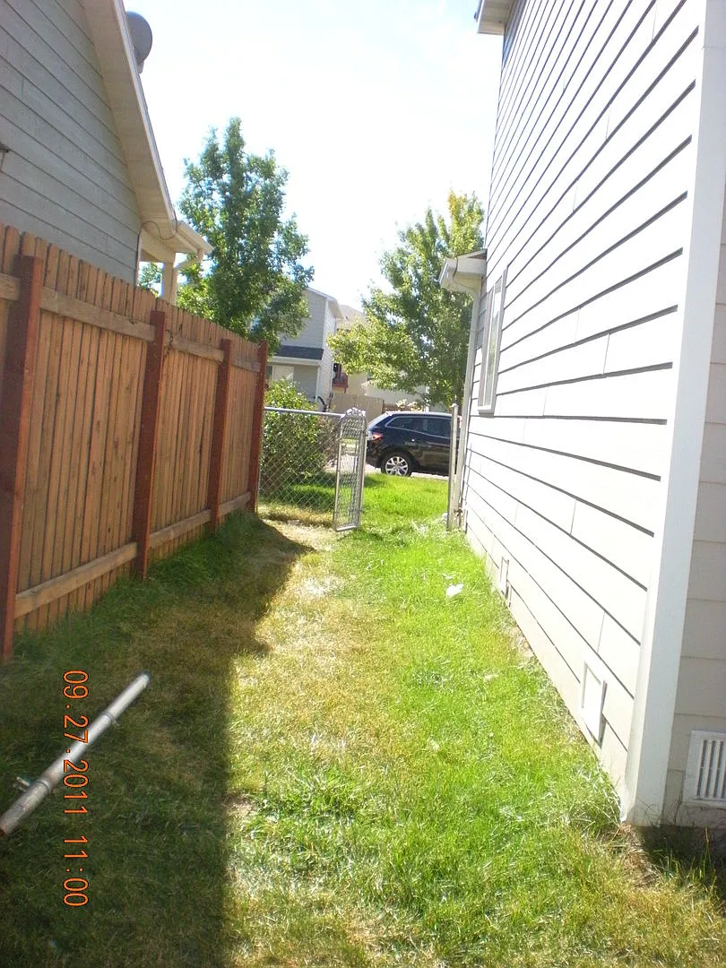 Pet Friendly 3 Bedroom 2 Bathroom Duplex — Photo 4