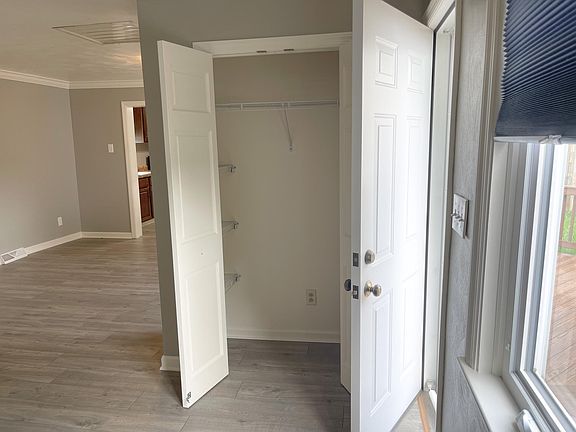2nd image of 903 California Ln
