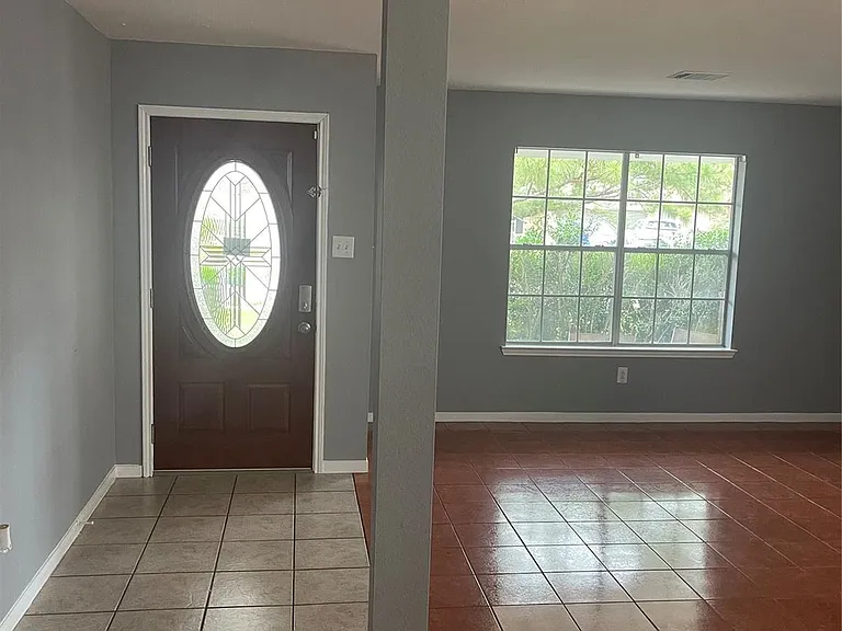 16939 Watering Oaks Ln — Photo 4