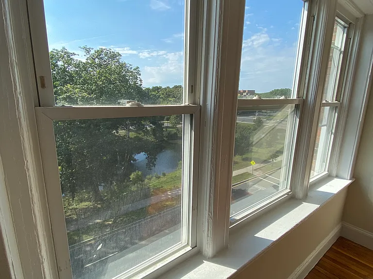 235 Park Dr #16 — Photo 5