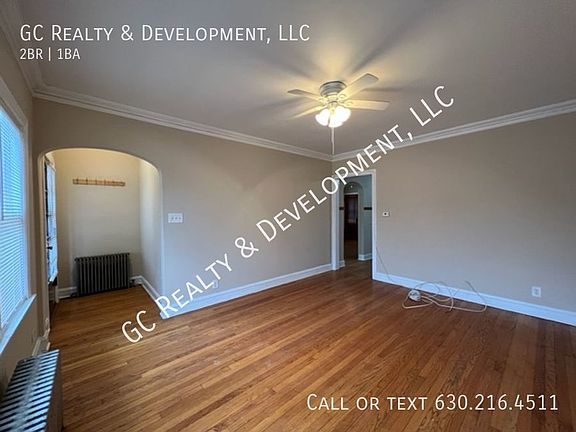 2nd image of 842 Beloit Ave #1F
