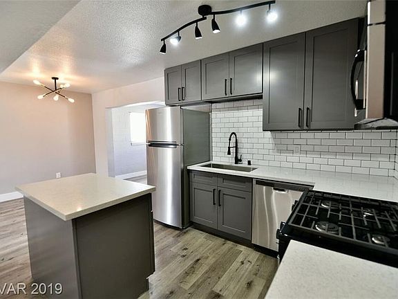 3rd image of 5108 Elmhurst Ln