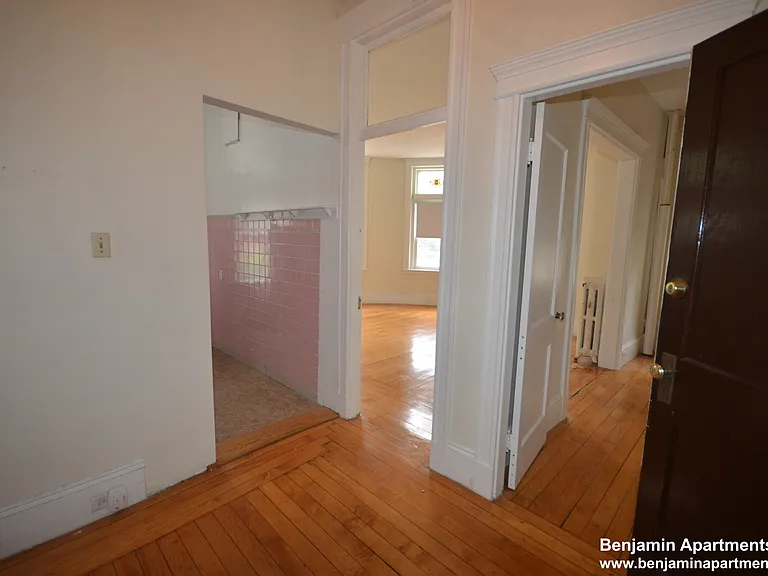 1822 Beacon St #14 — Photo 9