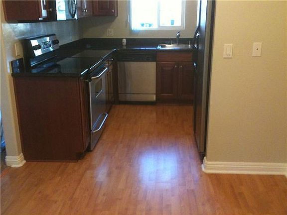 3rd image of 4655 Ohio St Unit 16