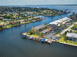 1905 SE 40th Ter #102, Cape Coral, FL 33904