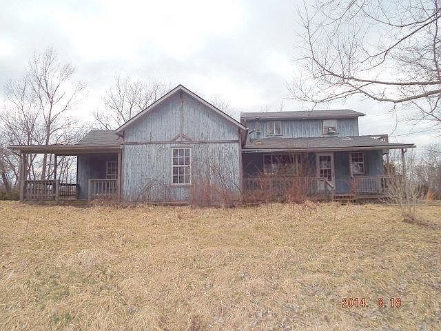 1st image of 385 Hensley Ln
