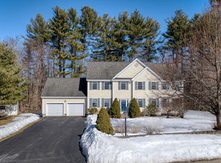 4 Lindsey Ln, Westford, MA 01886
