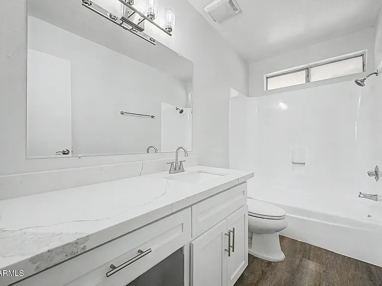 4214 W Lewis Ave — Photo 19