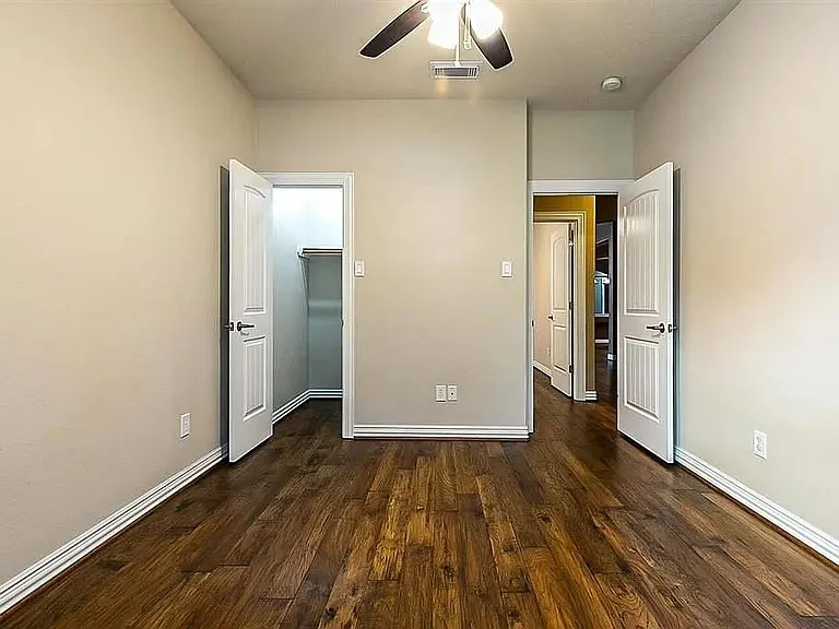 5823 Centennial Glen Dr — Photo 18