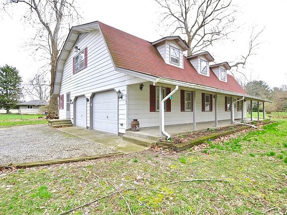 Beautiful Country Style Home