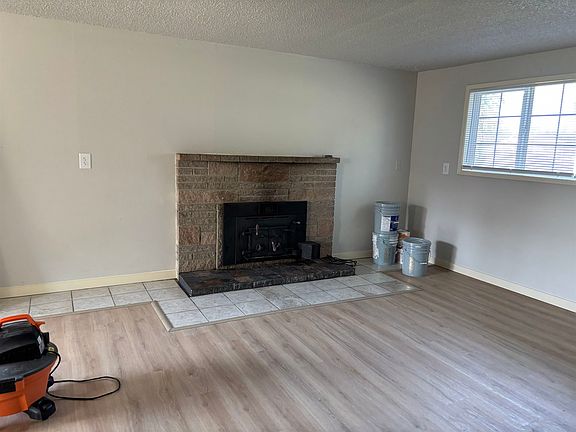 2nd image of 1808 E Sharp Ave #1810