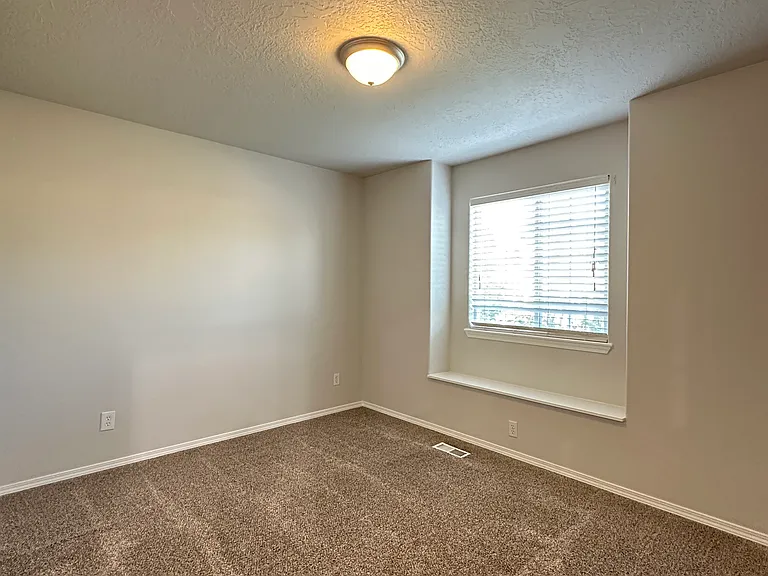 16384 Rainbow Dr — Photo 26