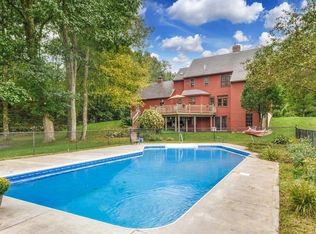 6 Parker Pl, Princeton, MA 01541