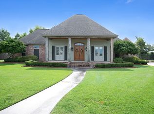 1815 Auguste St, Port Allen, LA 70767