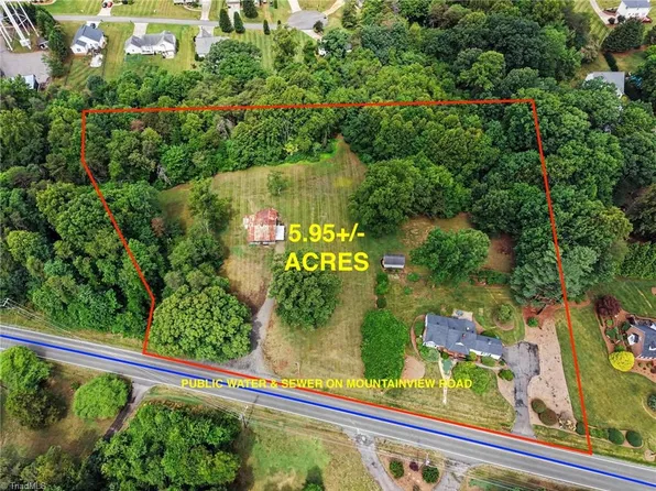 133 Mountain View Rd, King, NC 27021