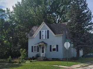 301 6th Ave SW, Independence, IA 50644