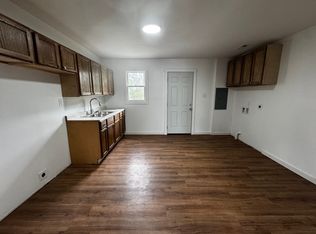 23 7th Dr, Decatur, IL 62521