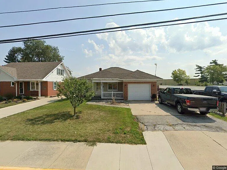 3 bed, 1857 sqft, $1,700 — Photo 1