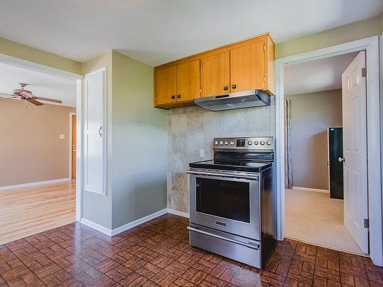 1151 Grant St — Photo 23