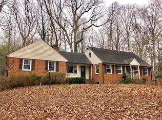 101 Stonehill Dr, North Chesterfield, VA 23236