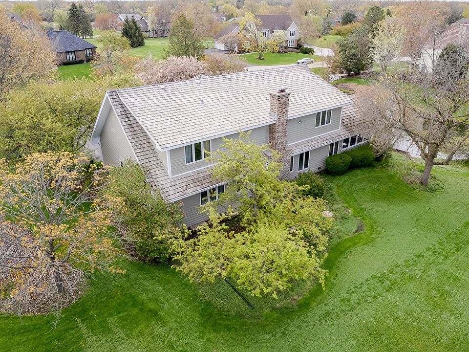 2360 Steeple Chase Cir W, Libertyville, IL 60048 Zillow