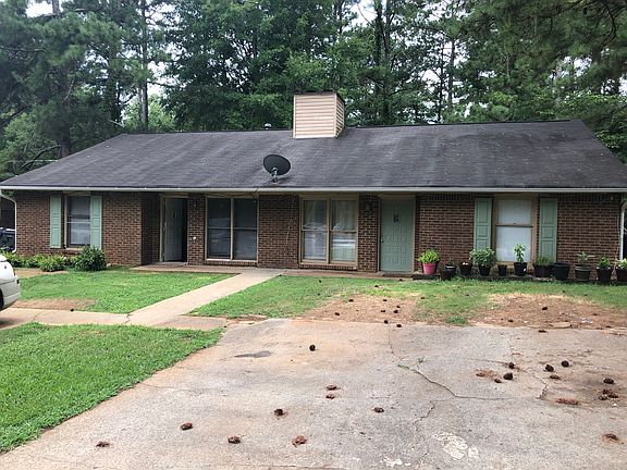 2nd image of 388 Waterbury Dr